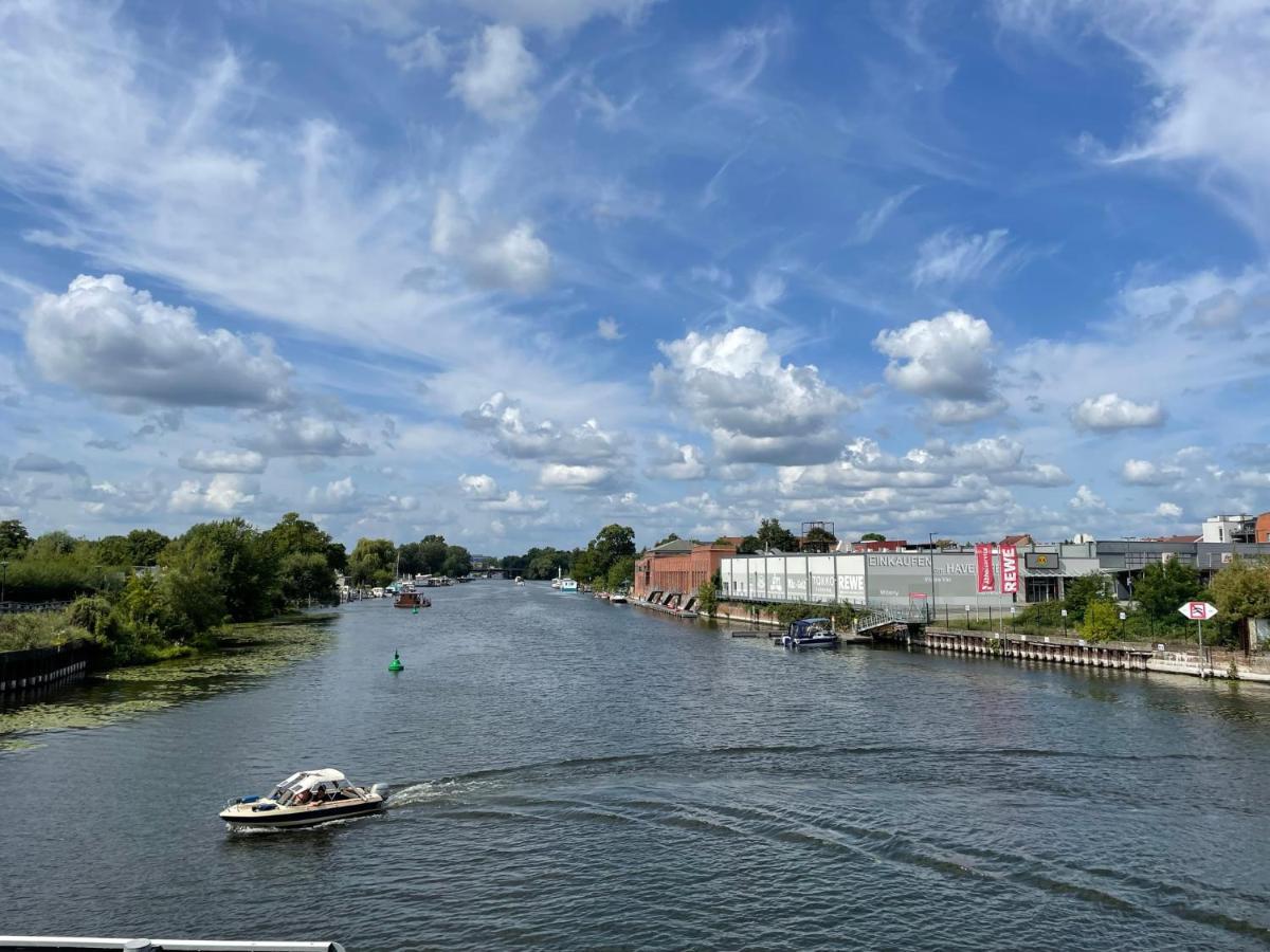 Wohnen In Loriots Wasserstadt Mit Kamin Und Magentatv Apartment Бранденбург Екстериор снимка